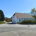 House On Vellingtoft In Kvaers 아파트